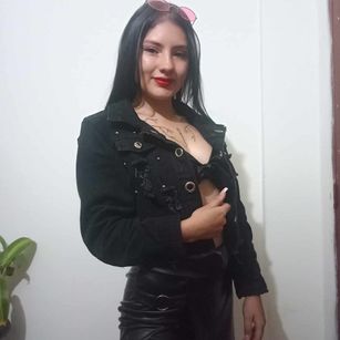 Model - Samariing SUMISA