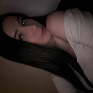 Model - LyraaDream cute