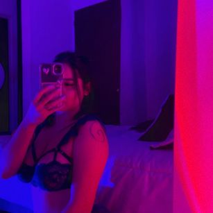 Model - Lilith Rosee joi