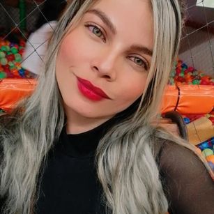 Model - PamellaSweet FIERY