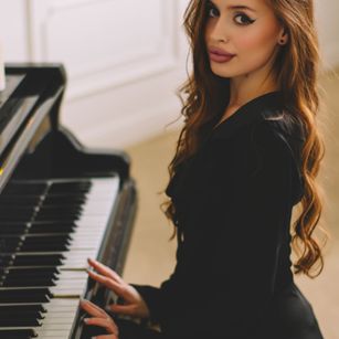 Model - CherylFoksy sexy