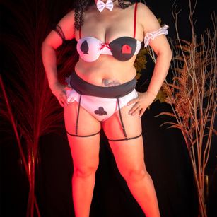 Model - AdeleSmithh dildo