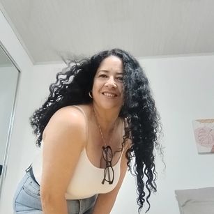 Model - AdeleSmithh curvy