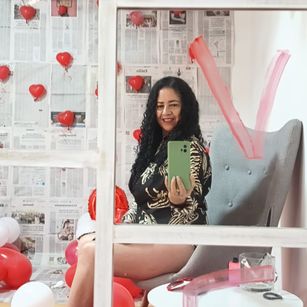 Model - AdeleSmithh mature