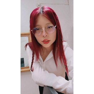 Model - VioletBrook dirtytalk