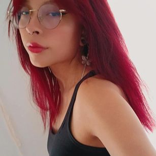 Model - VioletBrook joi