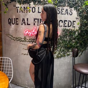 Model - Athziry G nipples