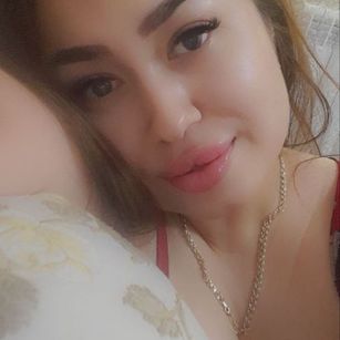 Model - AmiOrion boobs