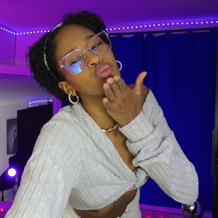 Model - I am Sel smallboobs