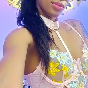 Model - I am Sel blowjob