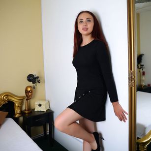 Model - Aurora Bond sexy