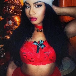 Model - FinDomCardi bdsm