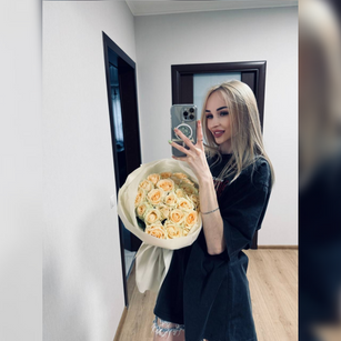 Model - Julia_love hotgirl