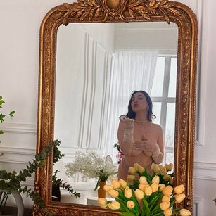 Model - Melissa horny