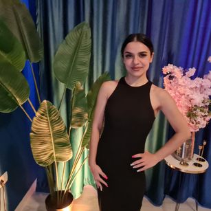 Model - Mira roleplay