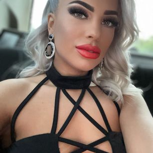 Model - Pregnant Tinkerbell fetish