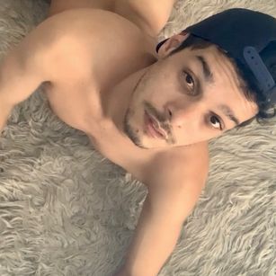 Model - Hugo cardi twink