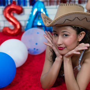 Model - Milkdulce1 teen