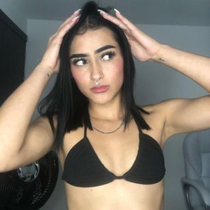 Model - Elisa Peters toy