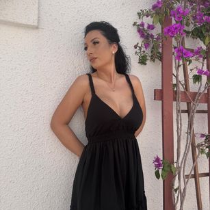 Model - BeckyShine feet