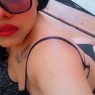 Model - Destinysiins bigass