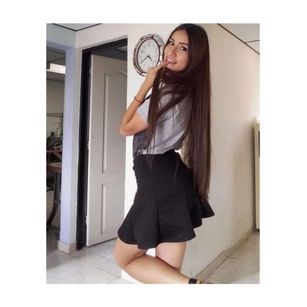 Model - LUNA ROSE  lips