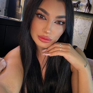 Model - Celine mister