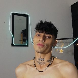 Model - Alejandro_max hard