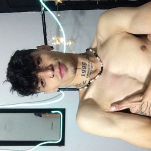 Model - Alejandro_max dick