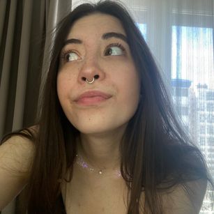 Model - Adeline angel deepthroat