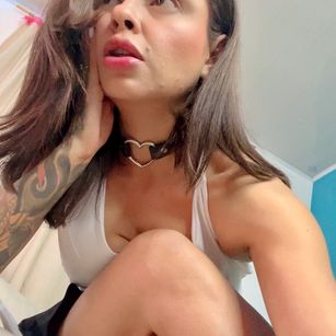 Model - Meghan Mature