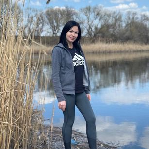 Model - Smile Sophi relationship