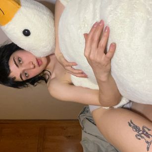 Model - Ewiwi EvA young