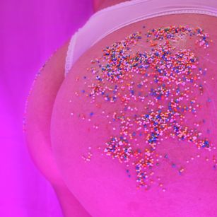 Model - AmbarGray deepthroat