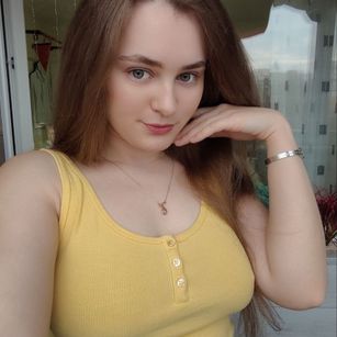 Model - Sonya Ellis beauty