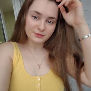 Model - Sonya Ellis communication