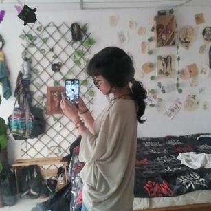 Model - VenusOlympus blowjob