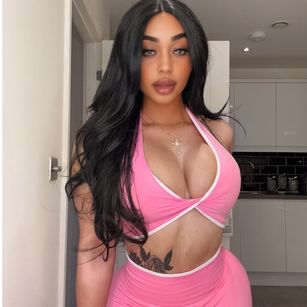 Model - Layla Lamour MISTRESS