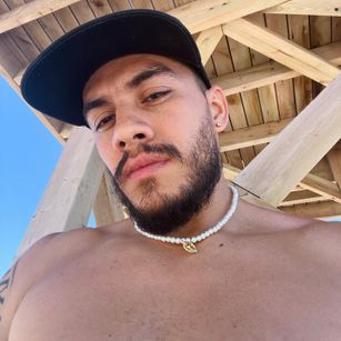 Model - Sebastian lips