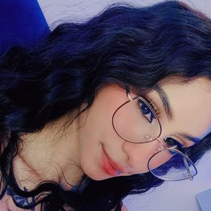 Model - AlanaScoot squirt