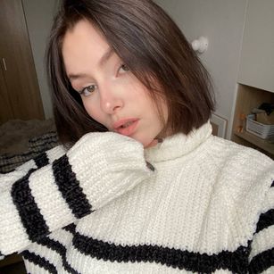 Model - NymphKsyu strip