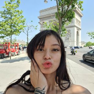 Model - rouse foster squirt