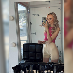 Model - Julia_love sexygirl