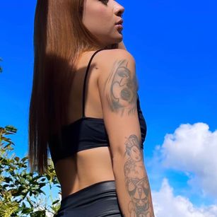 Model - Amber Hudson blowjob