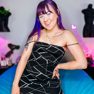 Model - kactus kutie oral