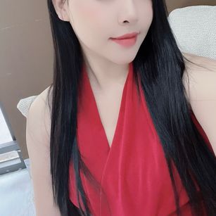 Model - Mianna pussy