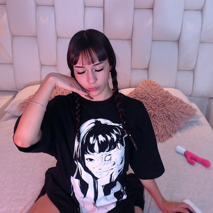 Model - LilithStars young