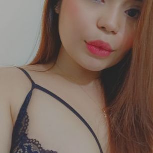 Model - CrystalByrne domination