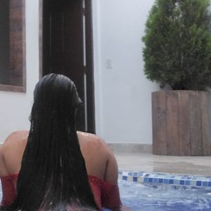 Model - Alexa fuego spanish