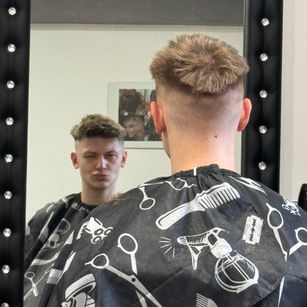 Model - Sasha Pines feet